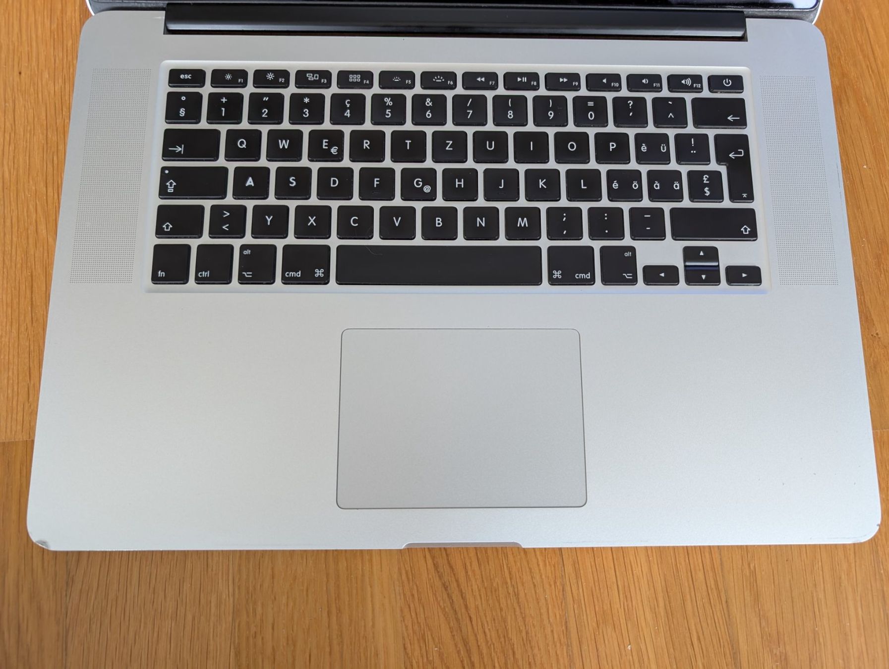 Apple Notebook: Apple MacBook Pro 15 Retina Mid 2012 SSD i7 GeForce Office – Usato da Meyrin venduto da pc1parts 4