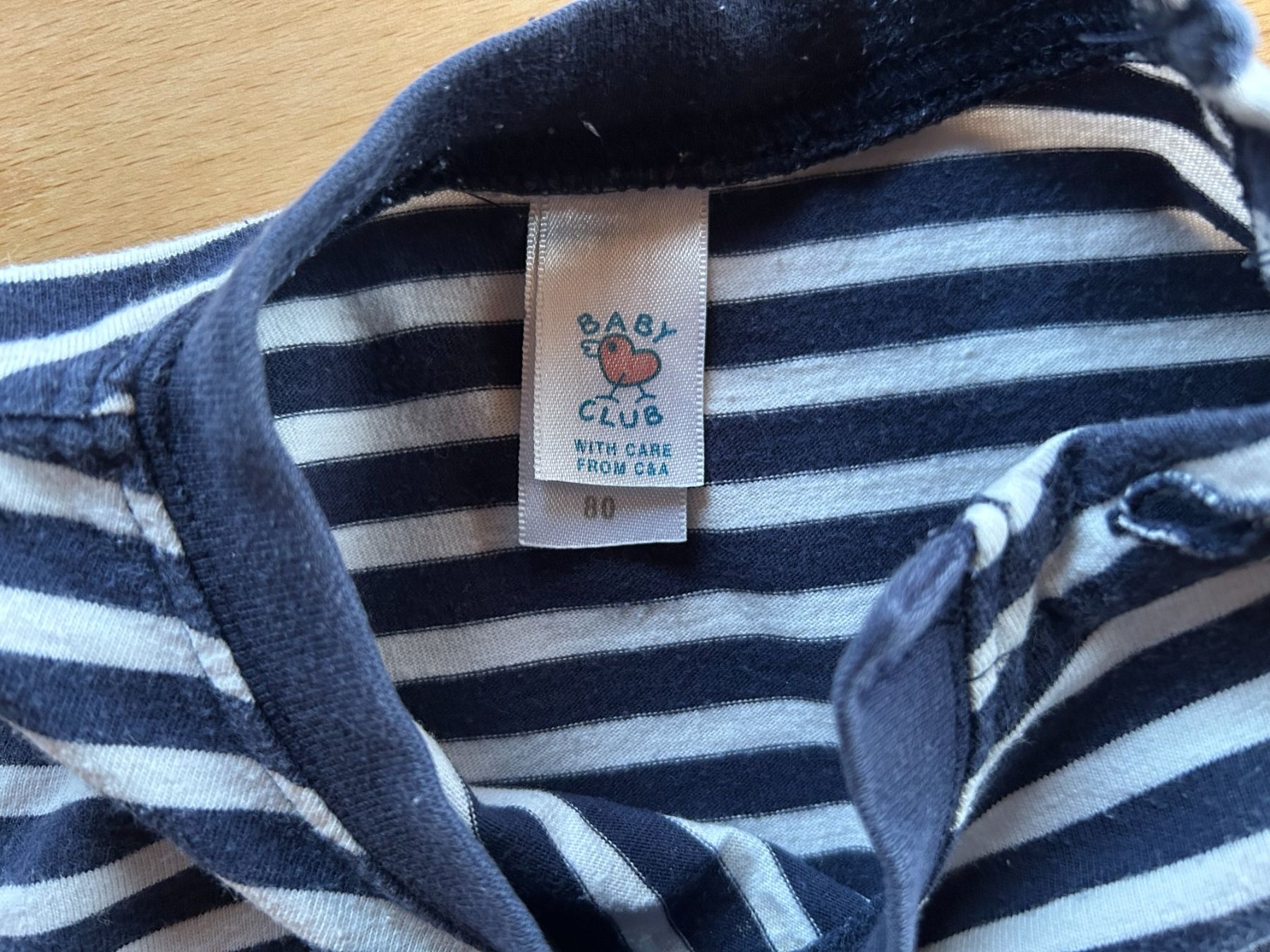 C&A Maglioni & Felpe: Baby Langarmshirt Grösse 80 – Usato da Grosswangen venduto da che_gr 1