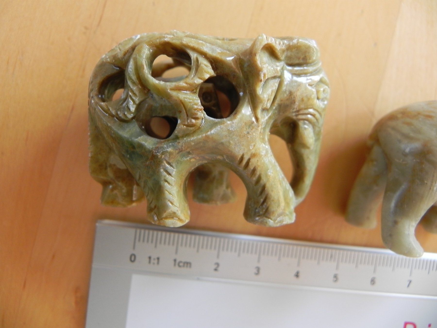 Statuette: Elefantenfigur aus Stein Set 2 Stk Elefant – Usato da Stallikon venduto da pcerny16 5