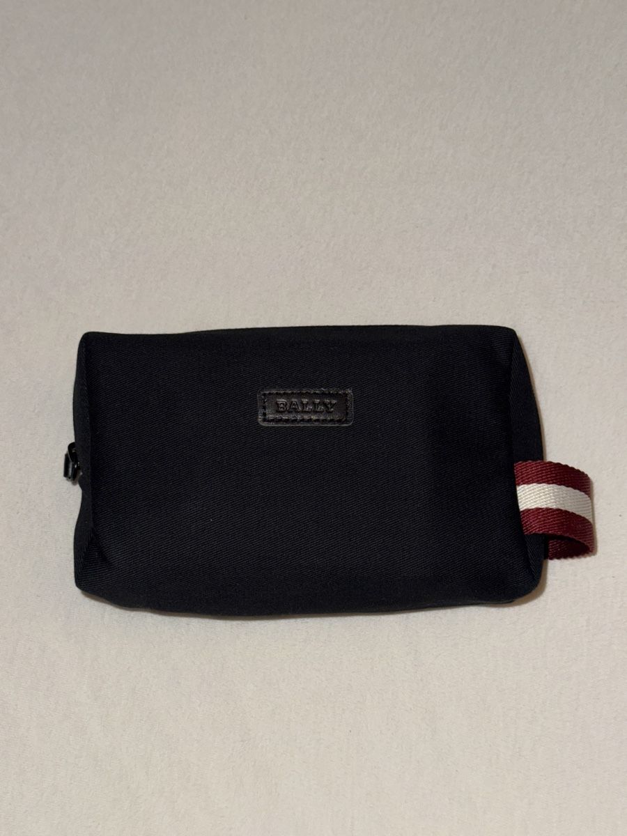 Bally Custodie per cosmetici: SWISS First Class Amenity Kit – Nuovo (secondo la descrizione) da Winterthur venduto da Str-11