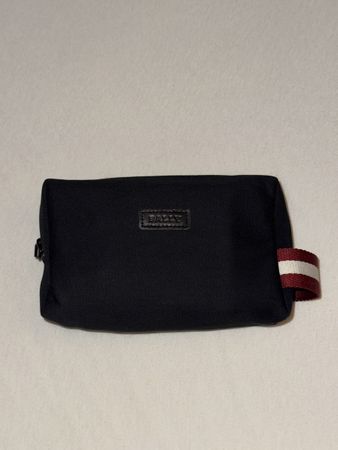 SWISS First Class Amenity Kit