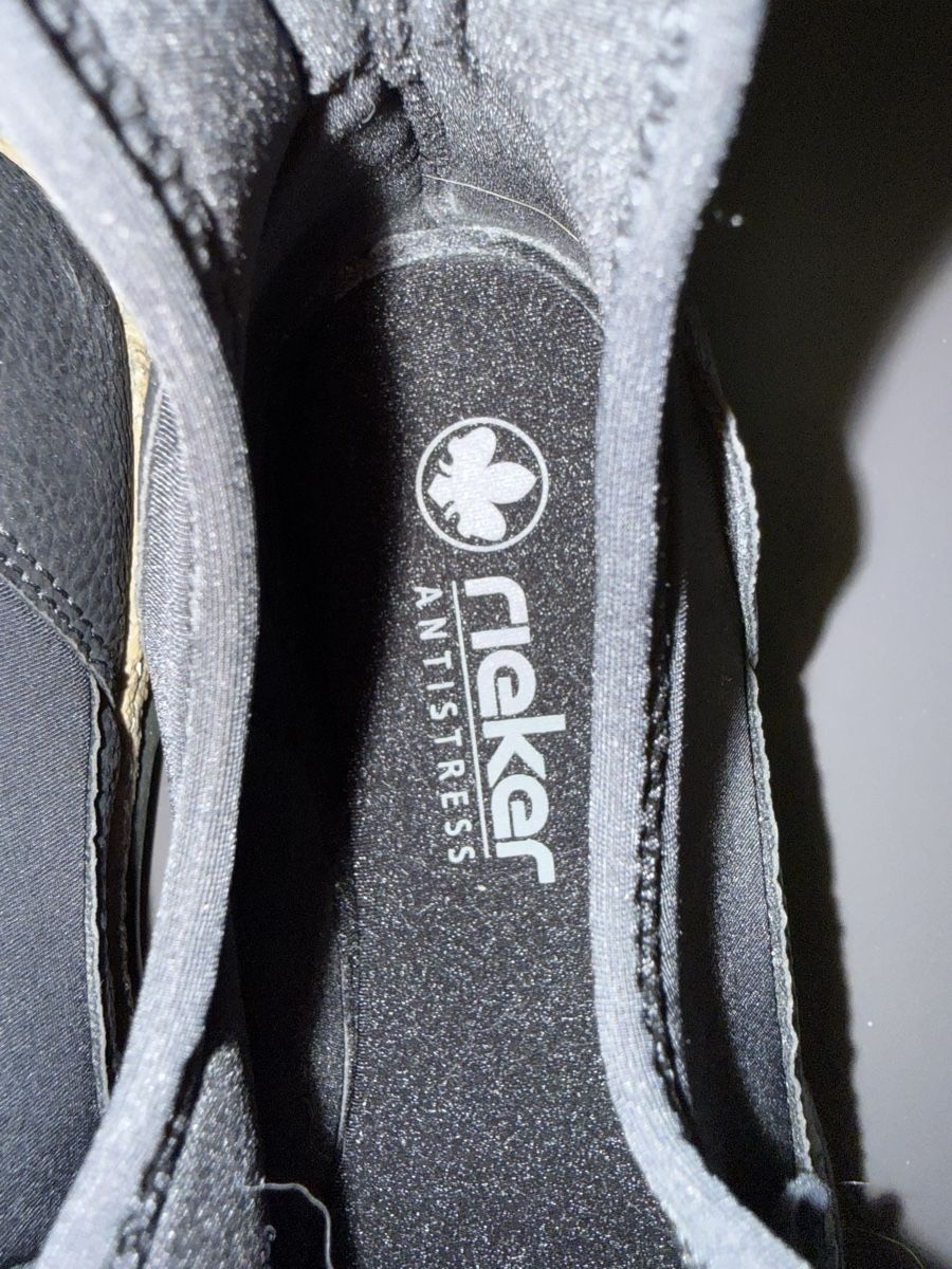 Rieker Chaussures femmes: Stiefelette Rieker Grösse 39 – D'occasion à Pfeffikon LU par pepino17 1
