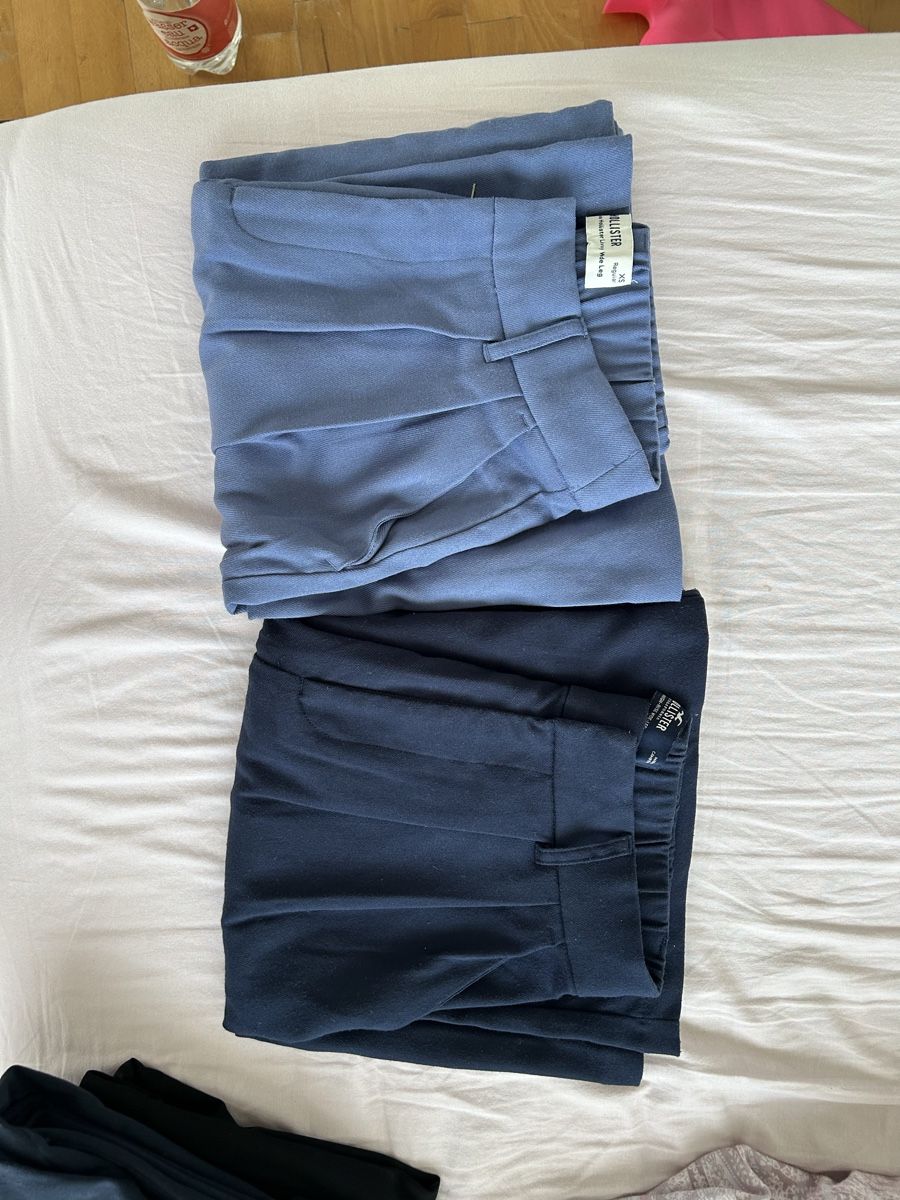 Hollister Pantaloni: Hollister Hosenpacket – Usato da Zürich venduto da del_2dkl