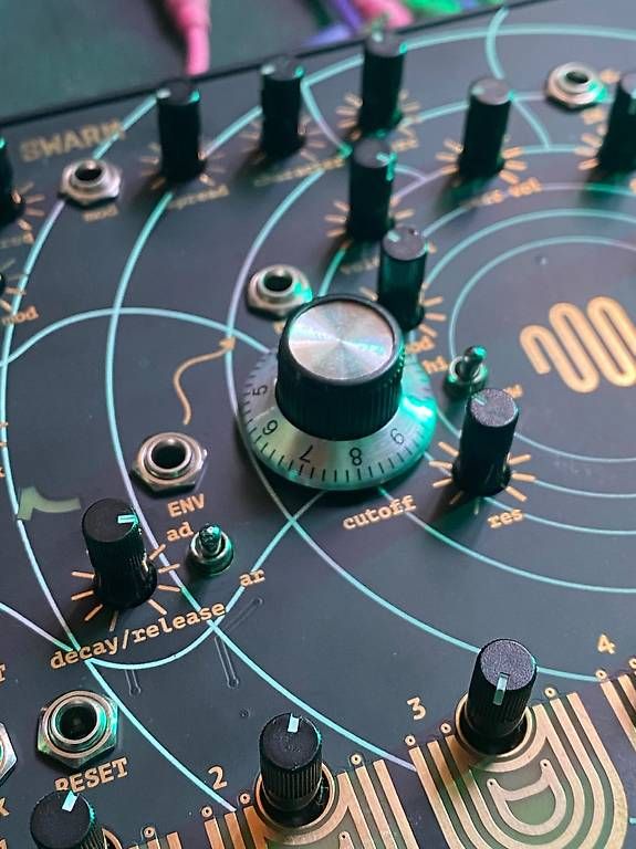 Musikinstrumente: Eowave Quadrantide Swarm, Eurorack like new – Gebraucht aus Courroux von RT82 2