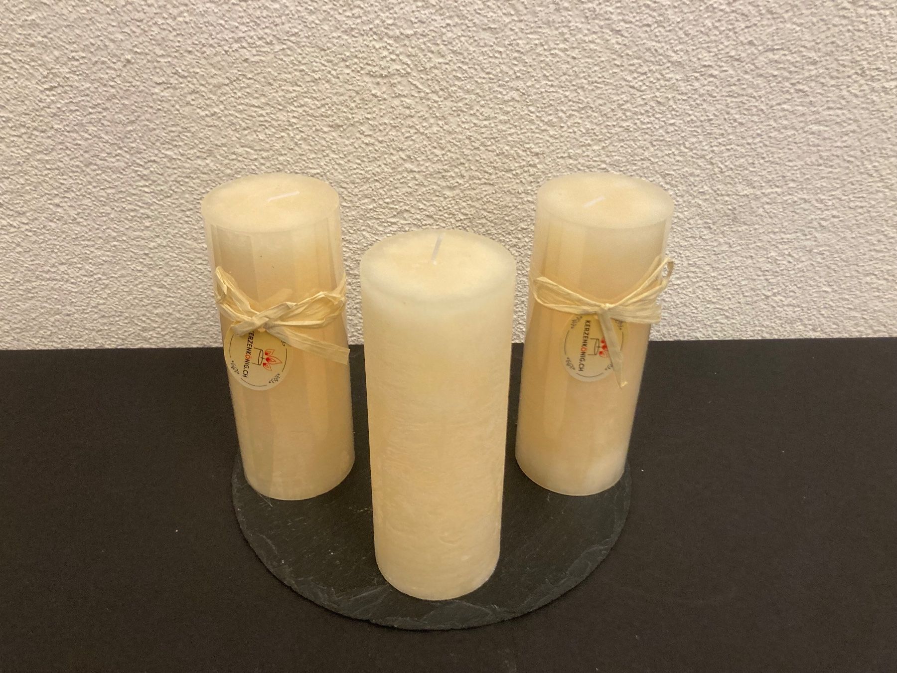 Kerzen 3er Set, je 6,8x18 cm, creme Raureif, je 550g (Neu und ...