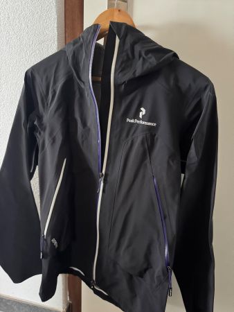 Veste Peak Performance Gore-Tex noire