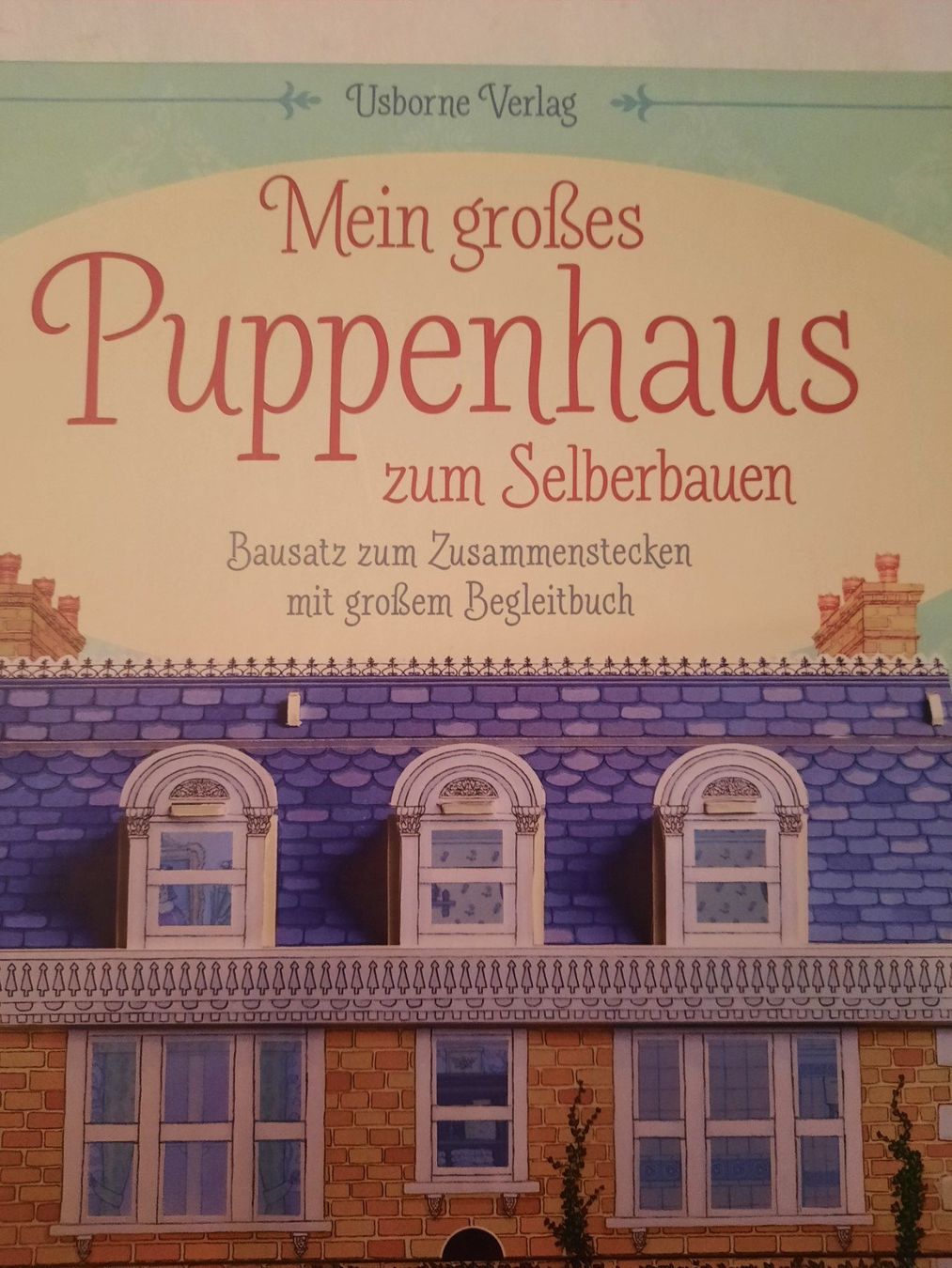 Case e mobili per bambole: Bausatz / Viktorianisches Puppenhaus, stabiler Karton – Nuovo e nell'imballaggio originale da Allschwil venduto da saphira012 3