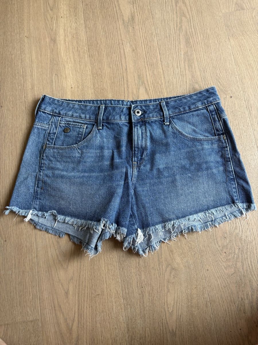 G-Star Jeans: Jeans Short G-Star Raw Gr. 31 – Usato da Zollikon venduto da Tmango