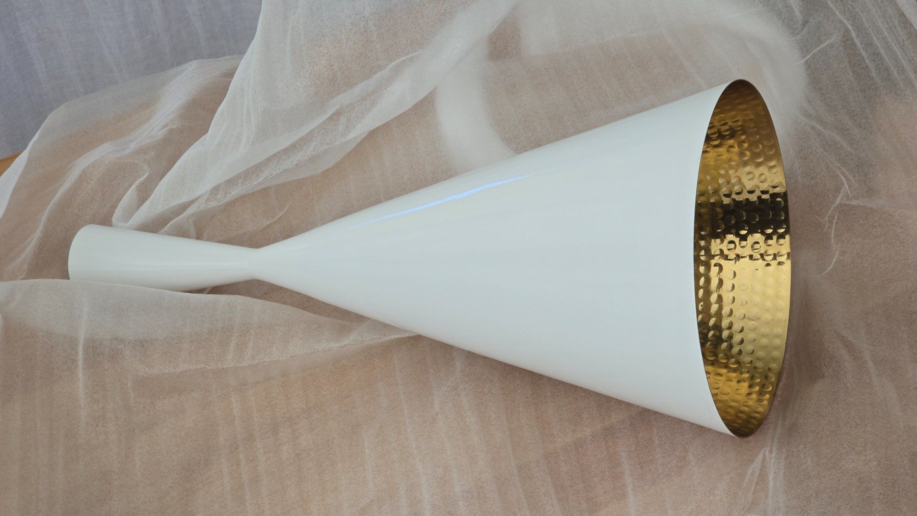 Tom Dixon Lampadari & plafoniere: Design-Pendelleuchte "Beat Tall" von Tom Dixon – Nuovo e nell'imballaggio originale da Burgdorf venduto da nisut 2
