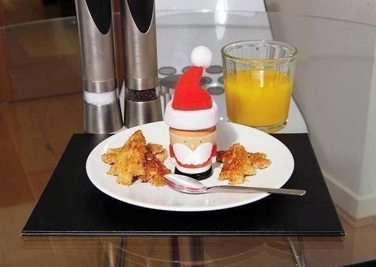 Altre Stoviglie: Weihnachtsmann Eierbecher und Toastercut – Nuovo e nell'imballaggio originale da Ennetbürgen venduto da open24shop 1