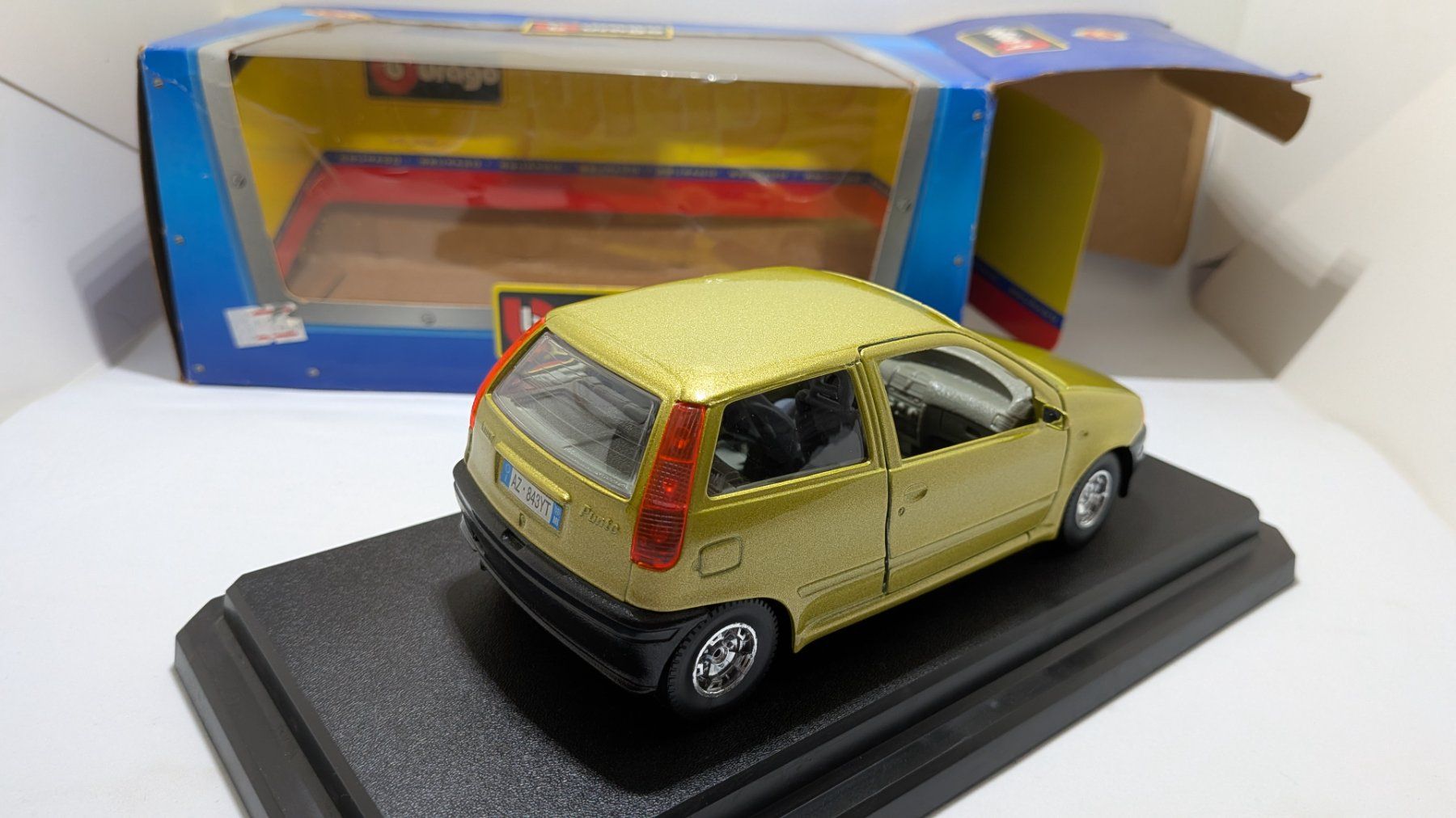 Bburago Modellautos: 1:24 Fiat Punto Bburago – Gebraucht aus Cugnasco von AndyAlfa 3