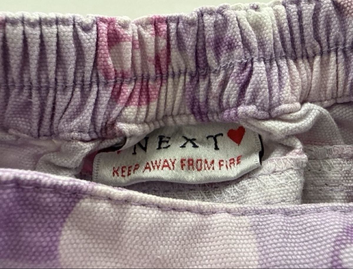 Next Kleider & Röcke: Jeans Rock Next lila Blumenmuster Gr. 80 9-12 Monate – Neu (gemäss Beschreibung) aus Freidorf TG von nad_fxh7 1