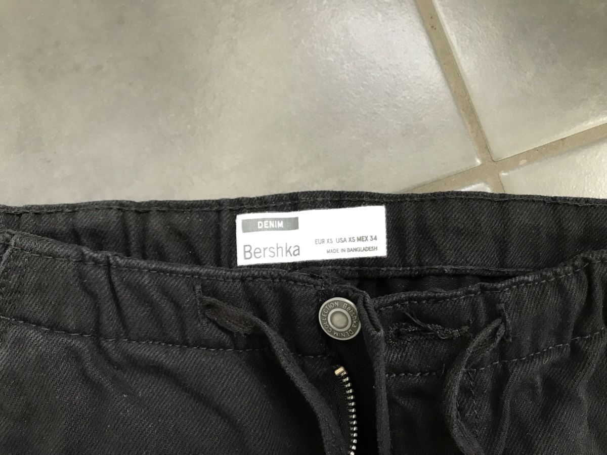 Bershka Jeans: Bershka Jeans XS – Usato da Thalheim venduto da Twity 1