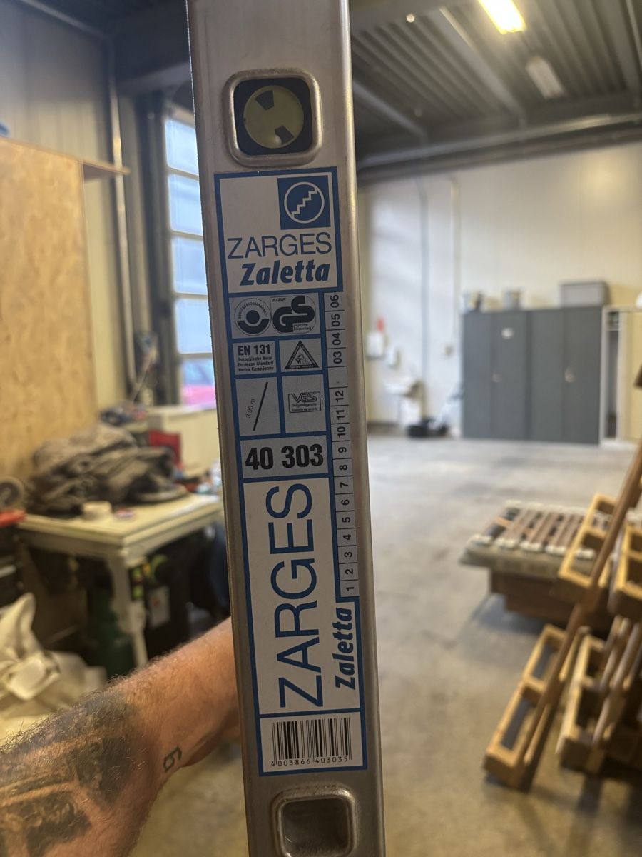 Zarges Scale: Zarges Leiter – Usato da Würenlingen venduto da schmidraphaelstefan 1