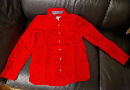 Chemise rouge taille 158 idéal pour Noël 🤶 🎅