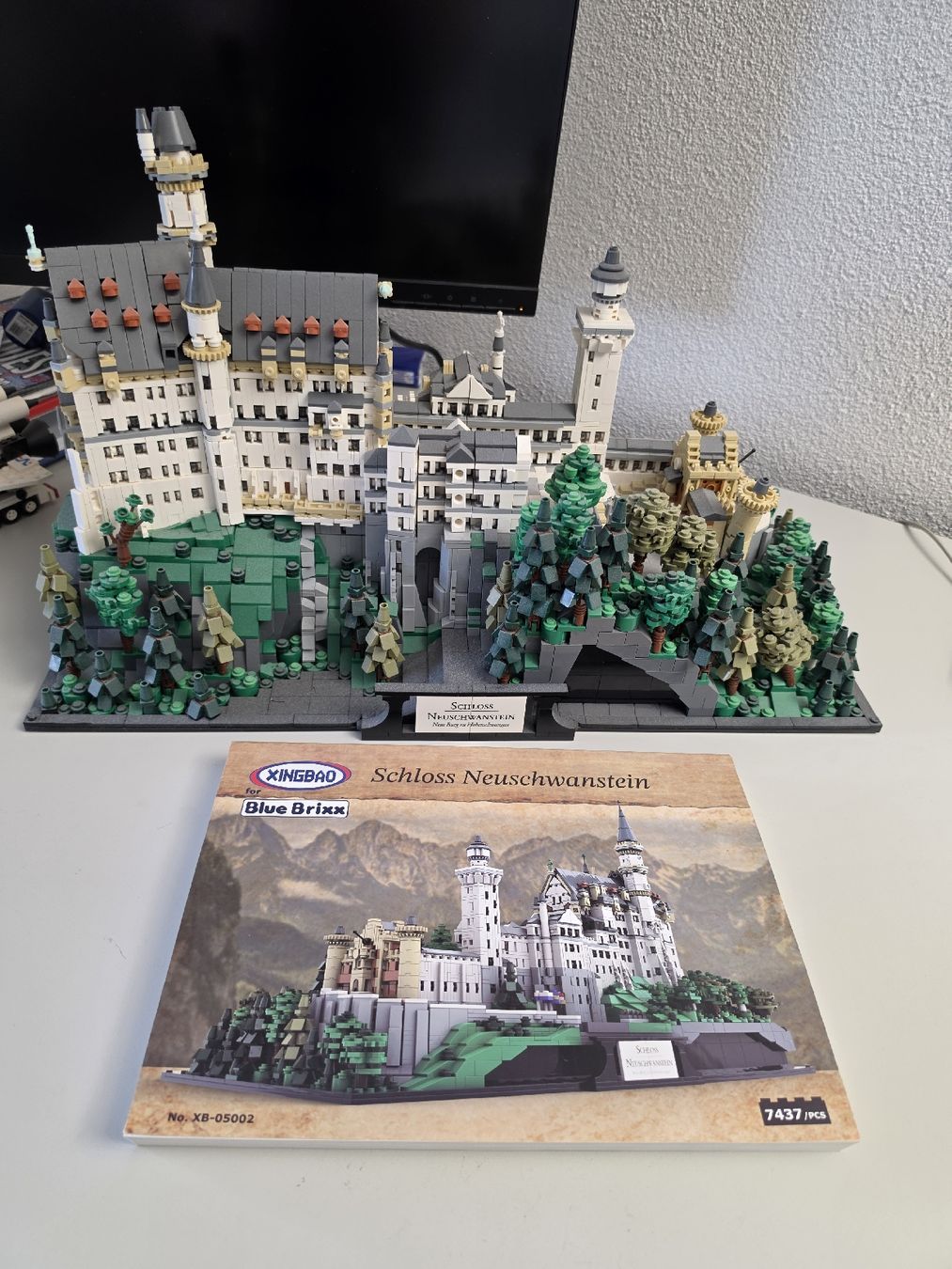 Xingbao Kit di costruzioni: Xingbao 5002  Schloss Neuschwanstein – Usato da Fischbach LU venduto da Micra3