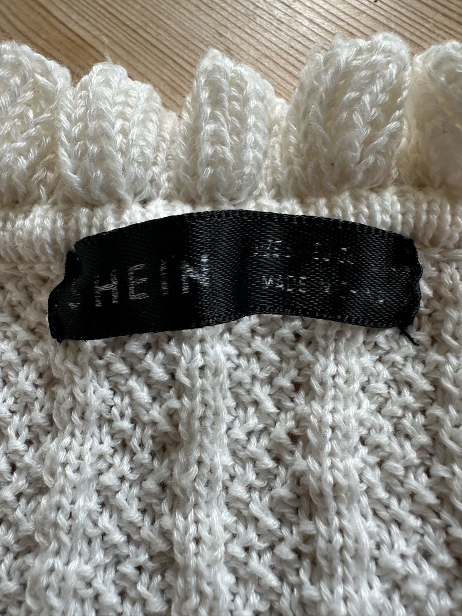 Shein Maglioni & Felpe: Shein Strickjacke, Rüschen, Gr. XS, – Usato da Schöfflisdorf venduto da Katrins02 1