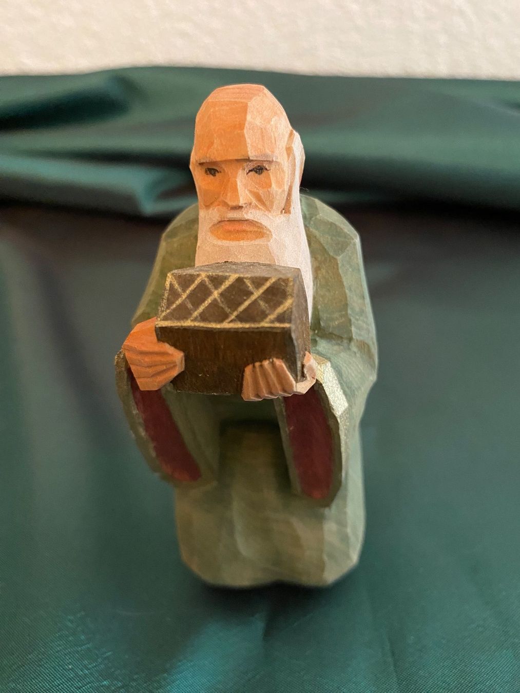 Figuren: Krippenfiguren/Huggler – Gebraucht aus Stansstad von shirodhara
