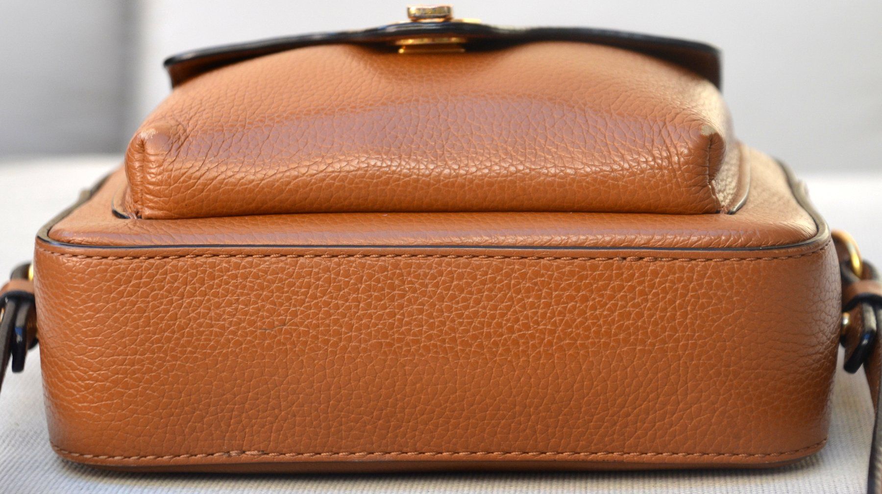 Coccinelle Borse da donna: Coccinelle Tasche / sac – Usato da Collonges venduto da arashee 7