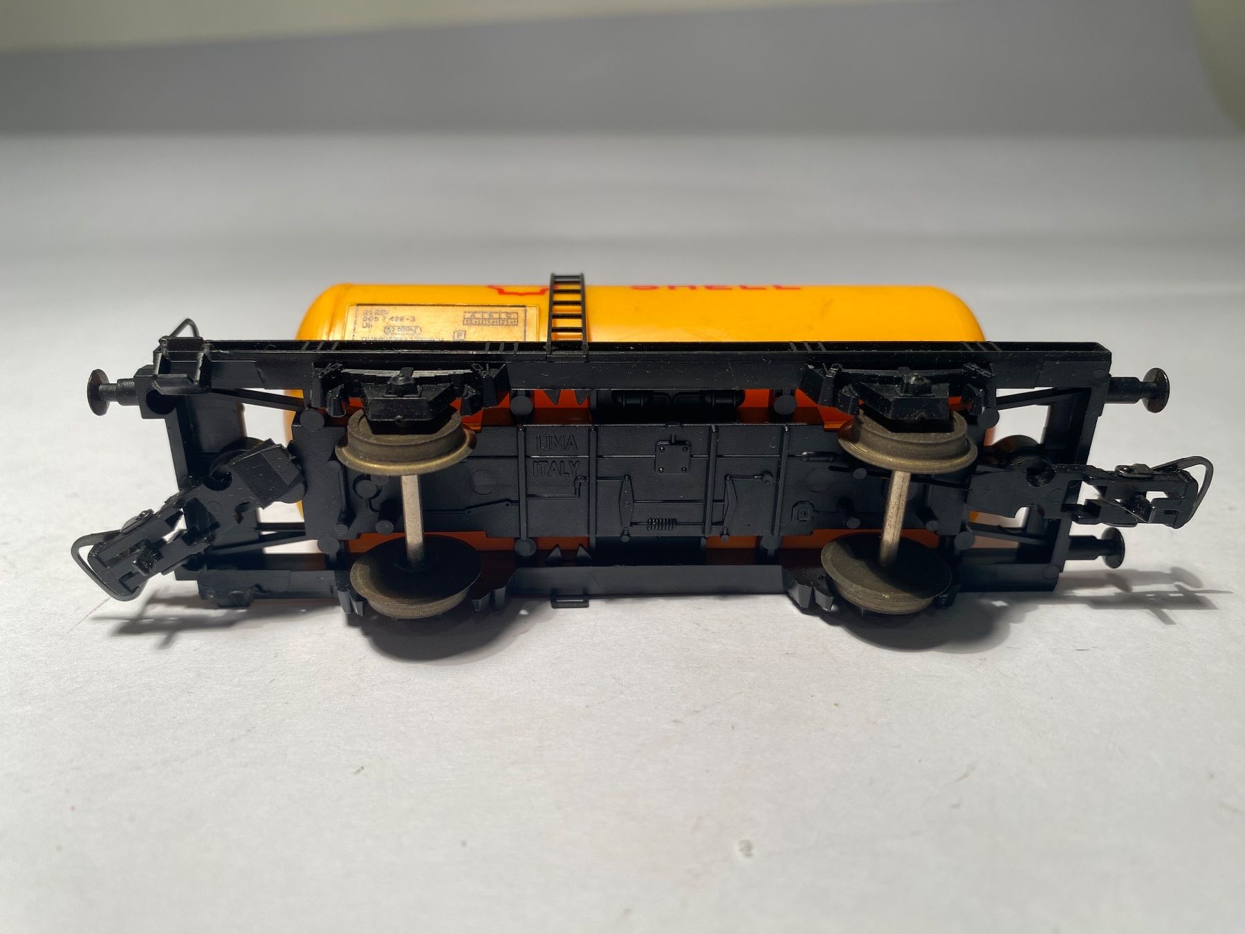 Lima Modellini di ferrovie: LIMA Tankwagen SHELL, DC Achsen – Usato da Buchrain venduto da Modellbahn11 6