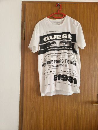 T-shirt Guess blanc, taille L – Look estival garanti!