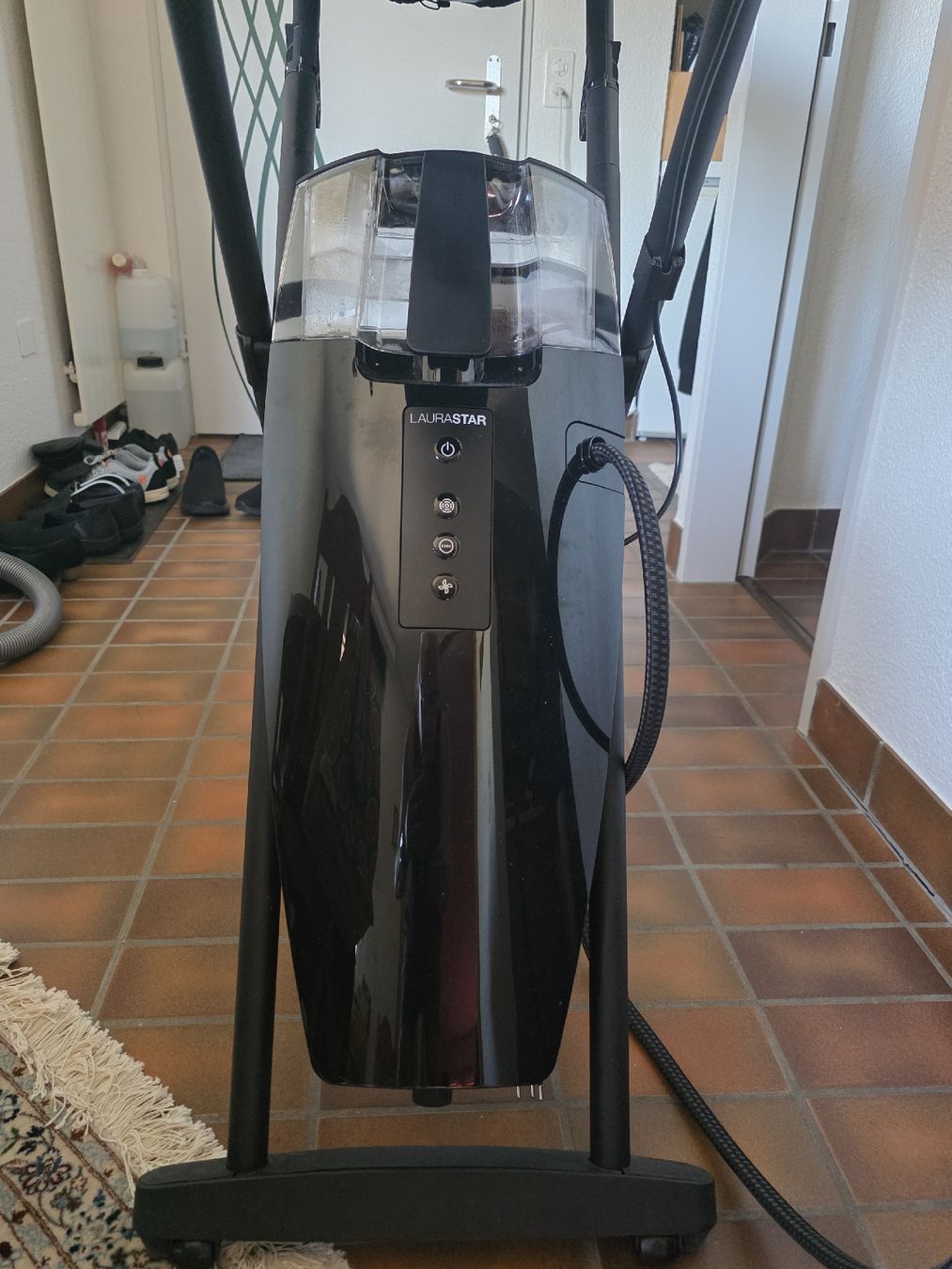 Laurastar Assi da stiro: Laurastar Smart U – Usato da Bilten venduto da C21 6
