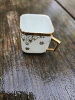 Retro Espressotasse mit Goldrand, eckig, Vintage Style