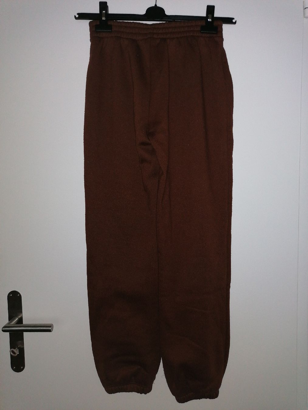 Hosen: Bequeme Jogginghose Braun Grösse XS – Gebraucht aus Dübendorf von an_nk8z 1