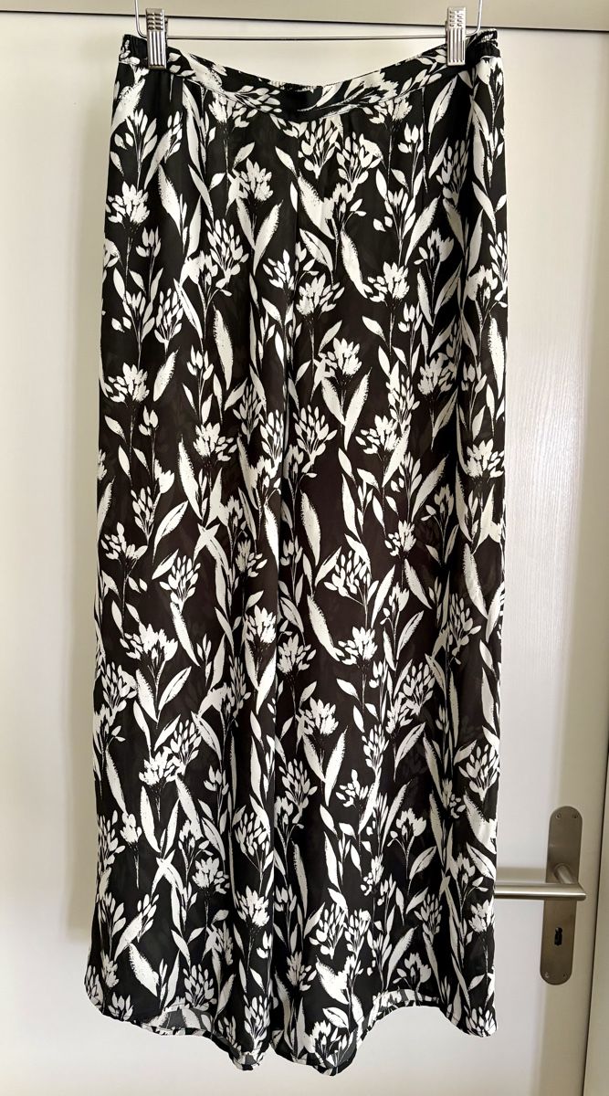 Pantaloni: Trousers floral print black white size L – Usato da Zürich venduto da ron_t88f 4