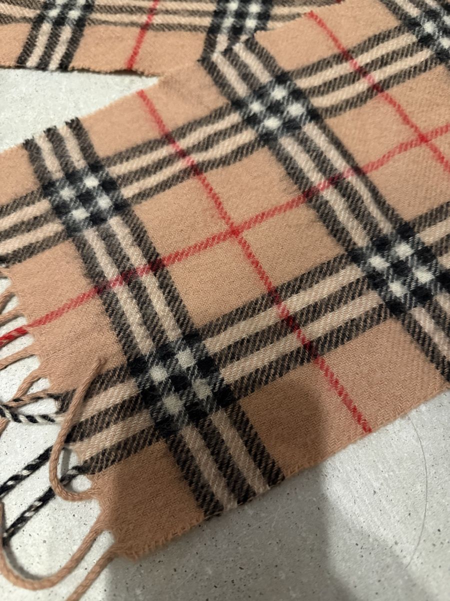 Burberry Foulard & Sciarpe: Burberry schal 100% Lambswool – Usato da Broglio venduto da kira76 2