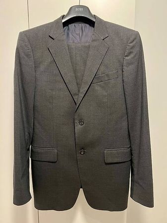 Original Gucci Anzug, Gr. 48, Blazer + Hose, neuwertig!