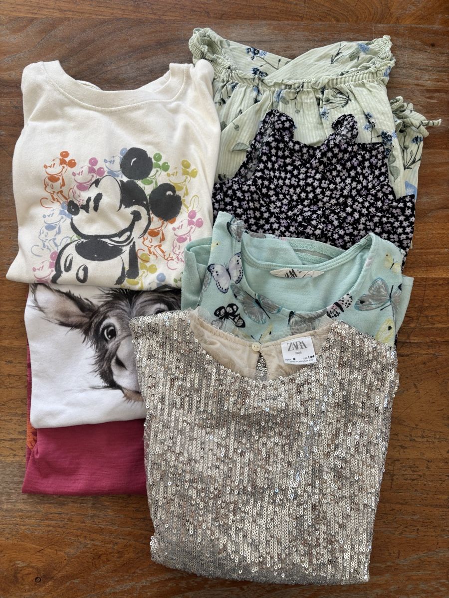 Lotti & Set di vestiti: Kleiderpaket Mädchen 140 – Usato da Hinwil venduto da princess_12 1