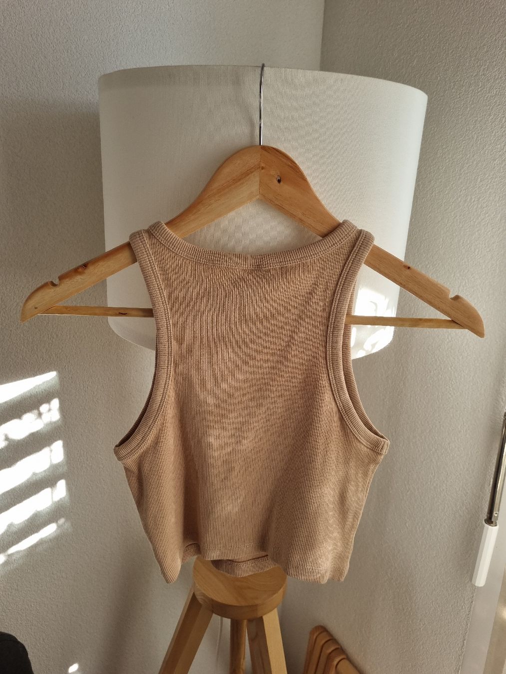 H&M Tops: H&M Beige Crop Top – Neu (gemäss Beschreibung) aus Aigle von Smagbrelle18 4