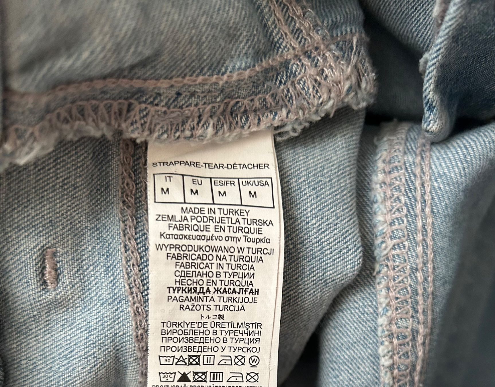 Jeans: Coole blaue Jeans mit Strasssteinchen – Usato da Bern venduto da Smile-2707 4