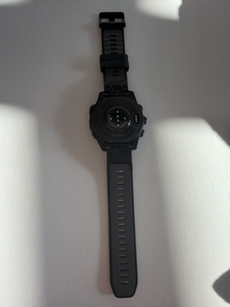 Garmin Smartwatch: Garmin Fenix 8 AMOLED 47mm Black – Neu (gemäss Beschreibung) aus Zürich von tim_ckn6 1