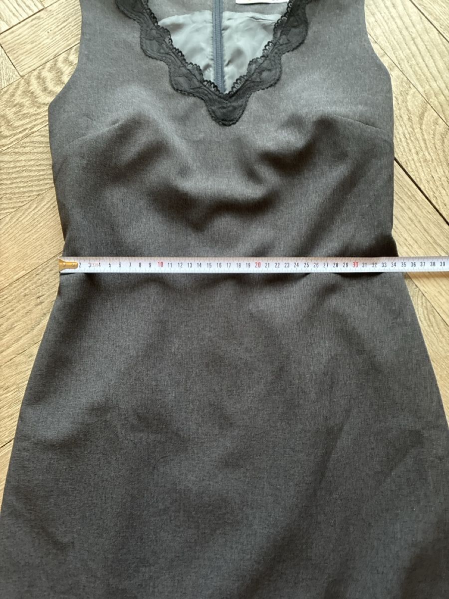 Vestiti: Helline Kleid, Gr. 34, Grau mit Spitze, Elegant! – Usato da Zürich venduto da Dsire 1