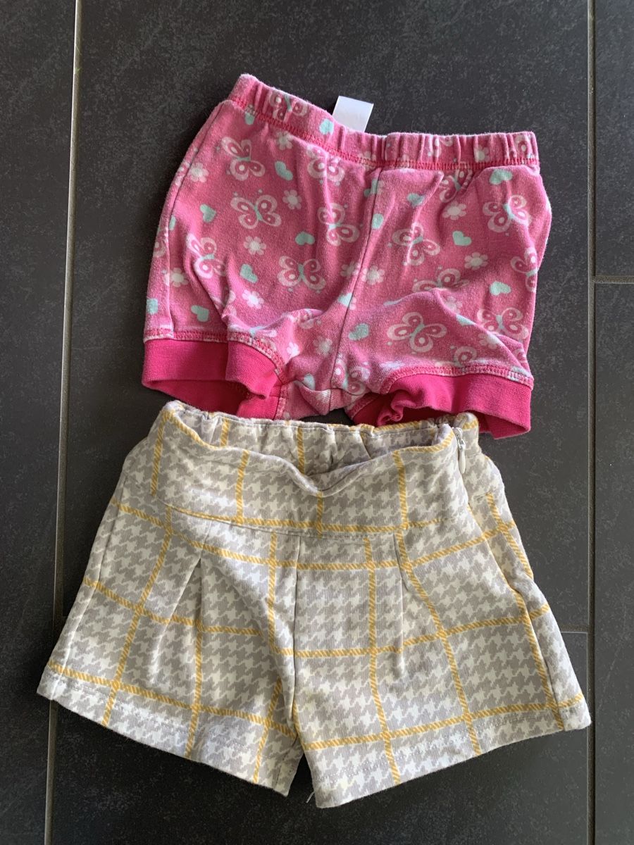 Ensembles coordonnés: 2x Kinder Shorts Grösse Grösse 68 – D'occasion à Unterägeri par Globi8634
