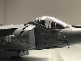 Harrier Senkrechtstarter Modellbausatz 1:72, ohne Ständer