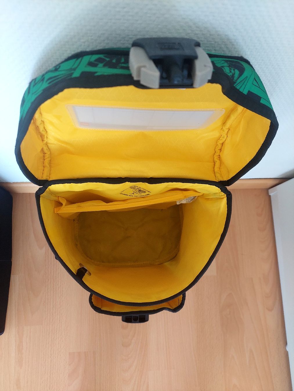 Disney Sacs & sacs à dos: Schulrucksack Ninjago – D'occasion à Gossau SG par Vader_Skywalker7 1