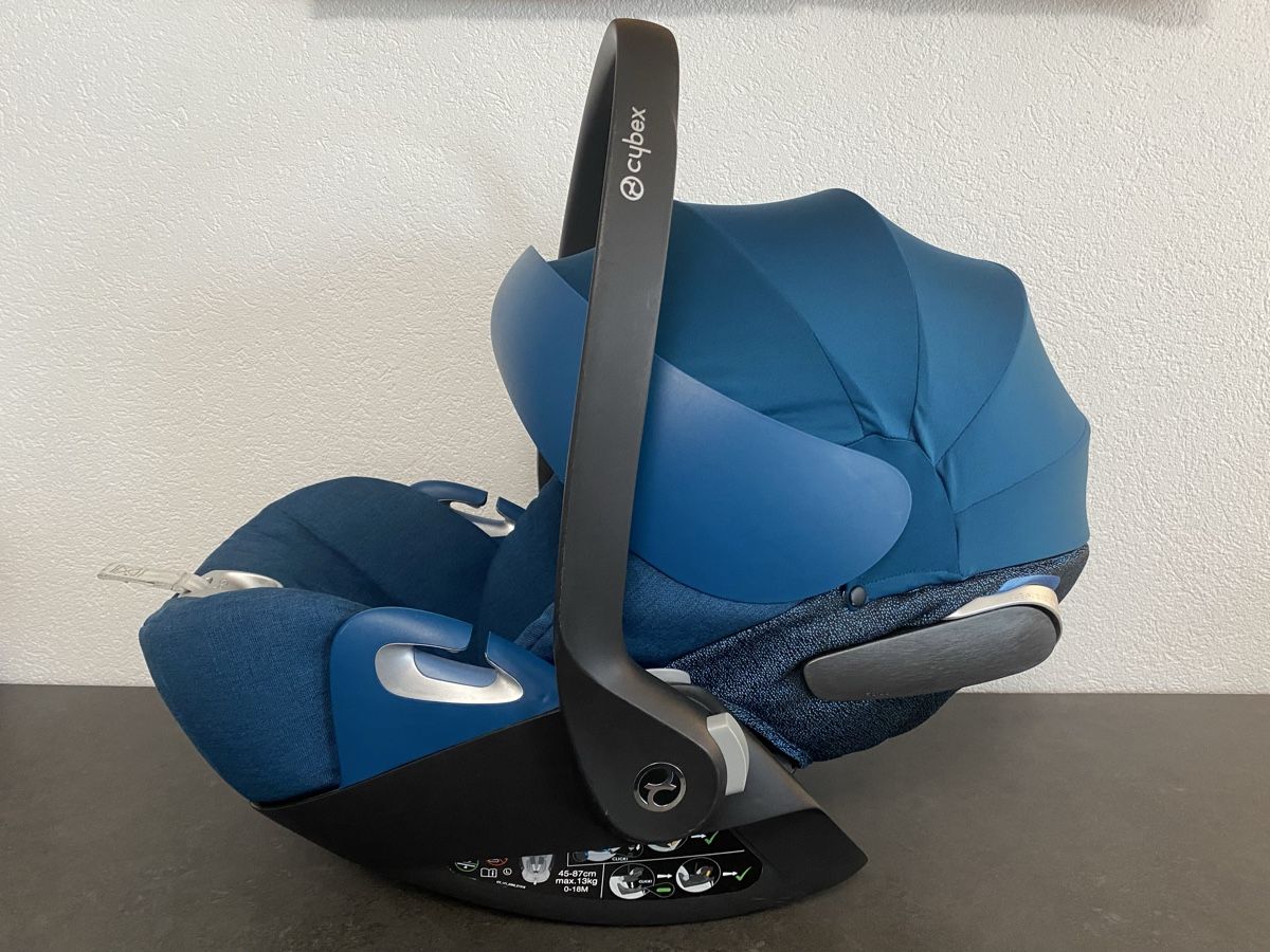 Cybex Seggiolini per auto: Cybex Cloud Z i-Size Plus + gratis Base – Usato da Rizenbach venduto da flavia.p