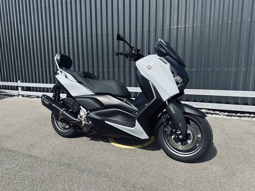 Scooters: Yamaha XMAX Techmax Plus – Gebraucht aus Schwarzenburg von HalloHallo25