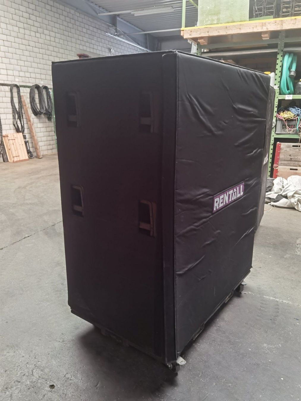 Casse acustiche: Db technologies cover subs – Usato da Aesch LU venduto da Cubic