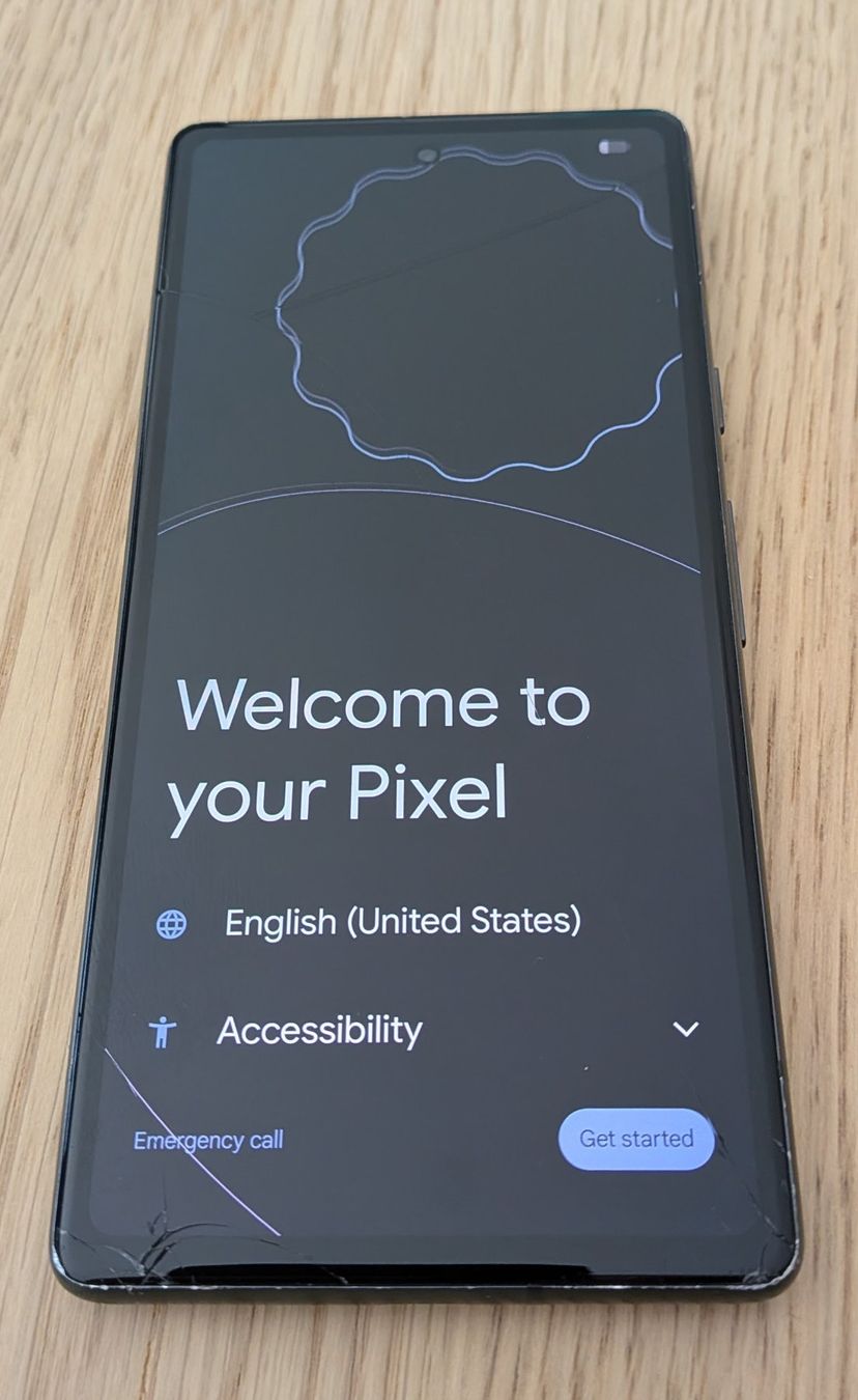 Google Telefoni cellulari / Smartphones: Google Pixel 7a | 128GB | Charcoal | 5G – Usato da Arnegg venduto da FlorianWeibel 1