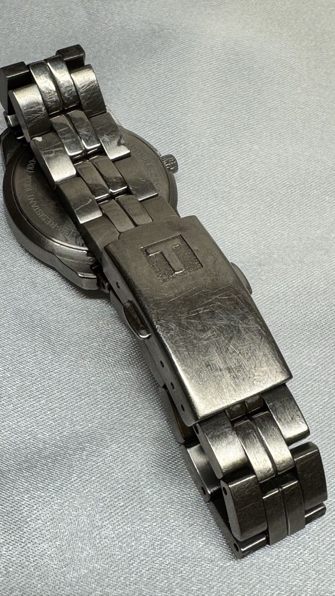 Tissot Orologi: Tissot PR 100 Titanium Blaue Zifferblatt – Usato da Untersiggenthal venduto da TimeandShine 7