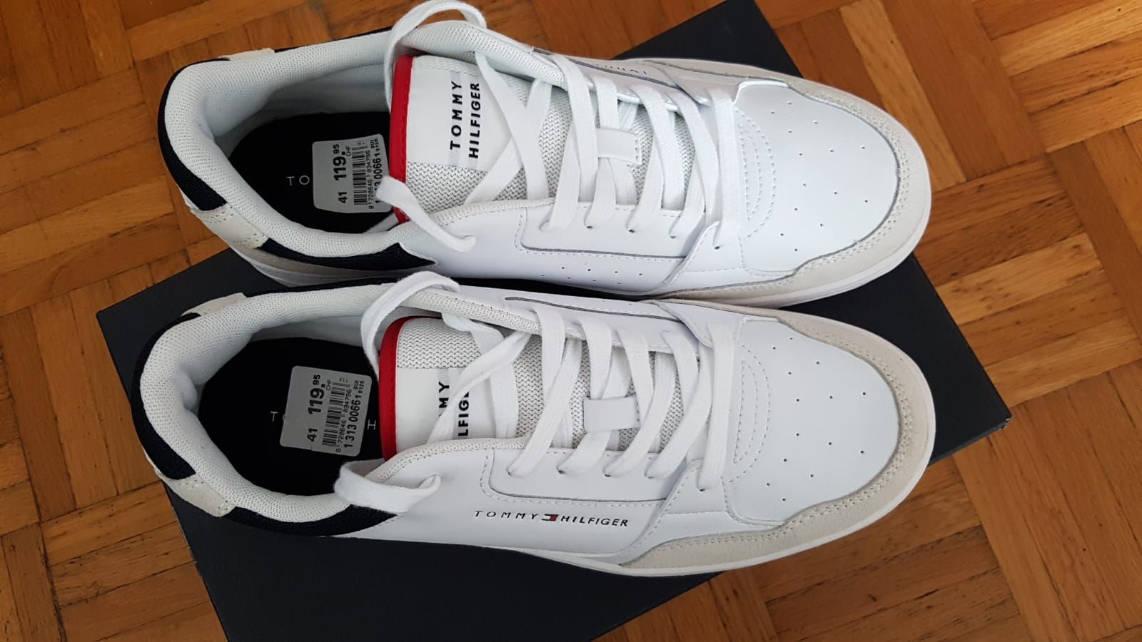 Tommy Hilfiger Scarpe da uomo: Sneaker Tommy Hilfiger,Leder,Gr.41. – Nuovo e nell'imballaggio originale da Zürich venduto da ata_c8nh 5