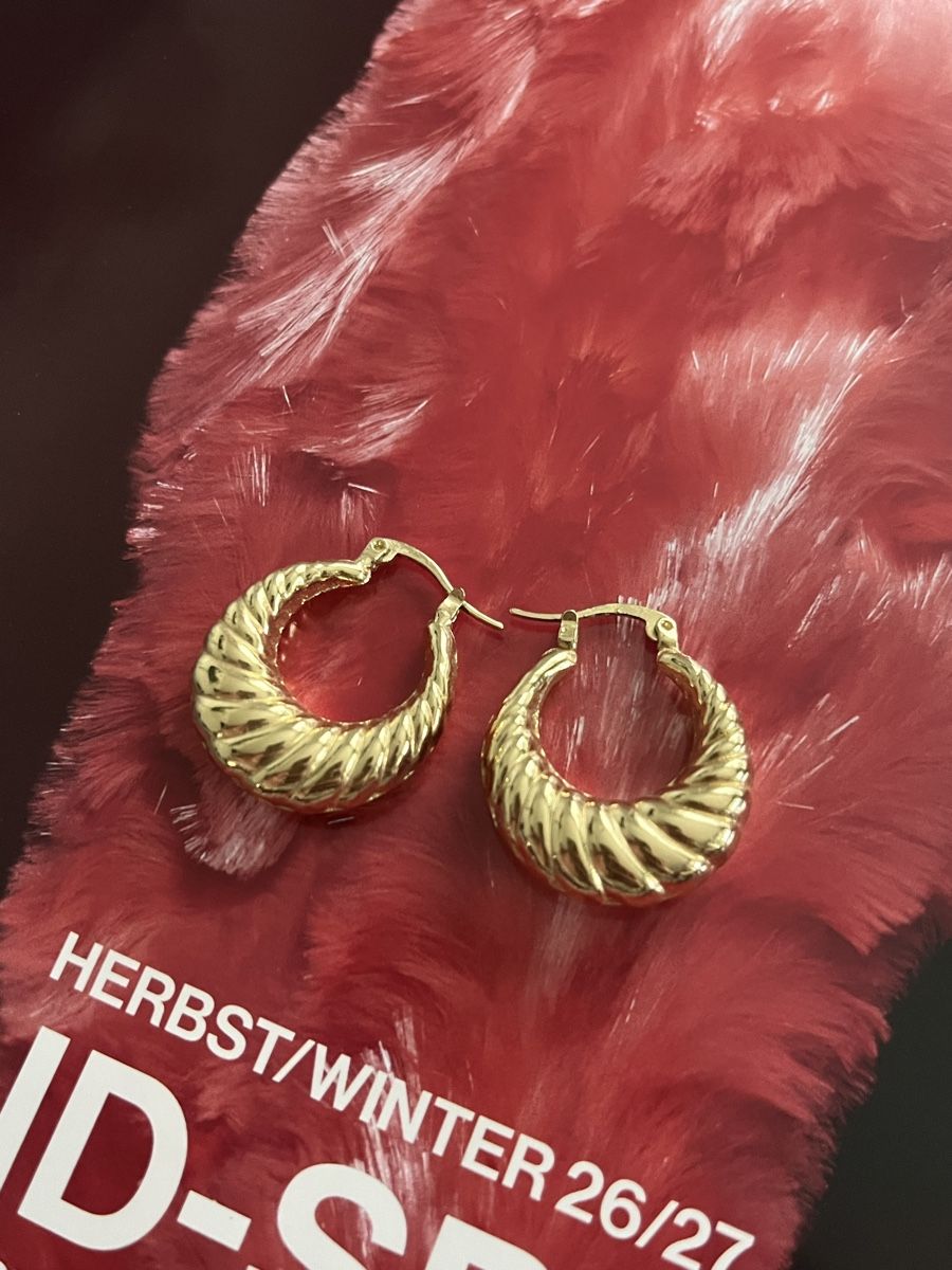 Orecchini pendenti & Orecchini a lobo: Hoop earrings – Usato da Vezia venduto da chi_byp8 1