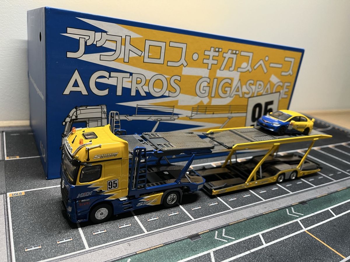 Modellautos: G.C.D. 1/64 Mercedes Actros Gigaspace "Spoon" – Neu (gemäss Beschreibung) aus Chur von SpaceMonkey 1
