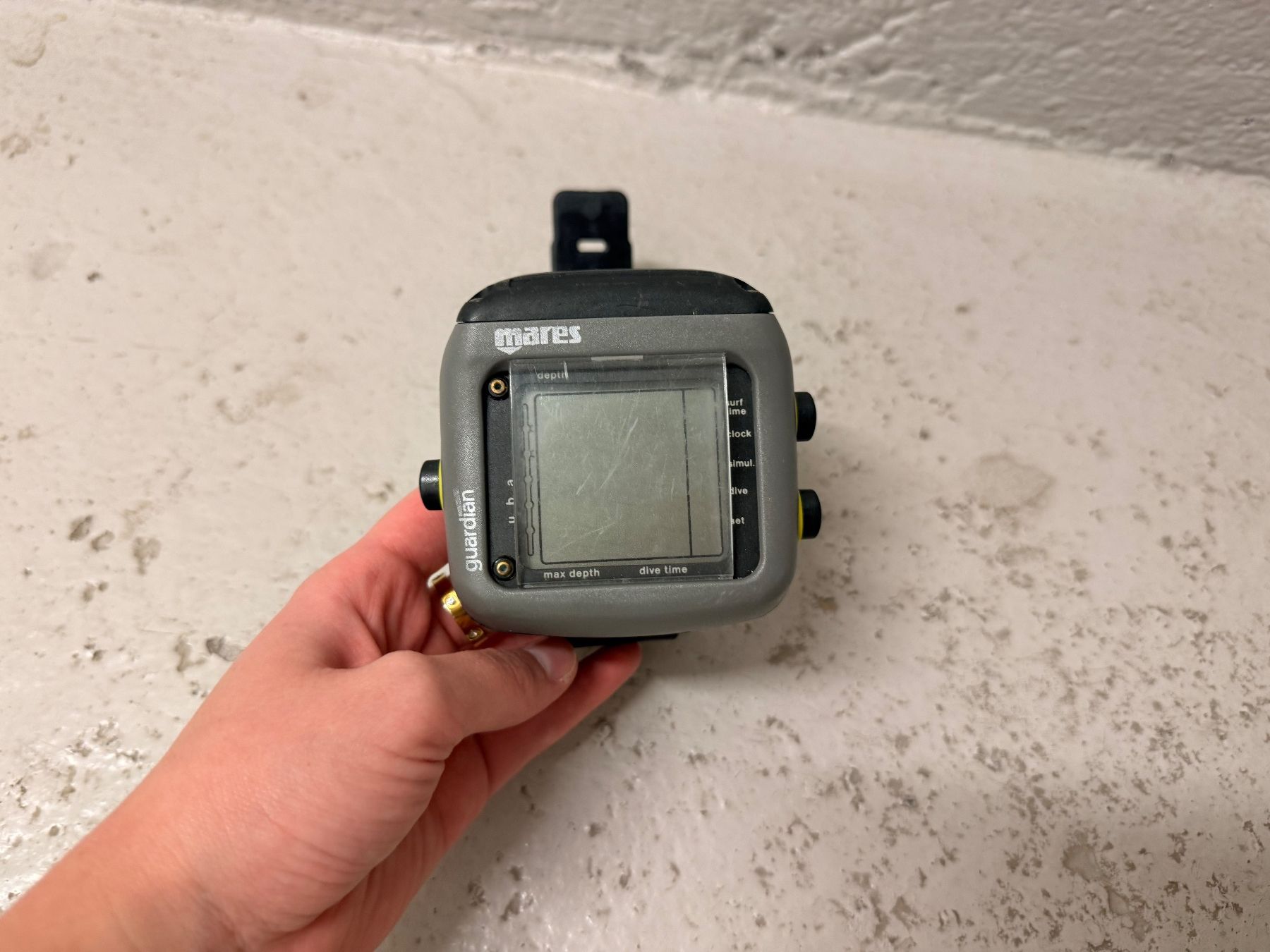 Mares Smartwatch: Tauchcomputer Mares Guardian – Usato da Zürich venduto da celai.