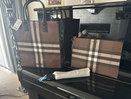 Burberry ensemble sac porte documents