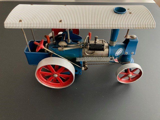 Wilesco Kit di modellismo & Modellini statici: Dampftraktor Wilesco – Usato da Schönenbuch venduto da lts 9